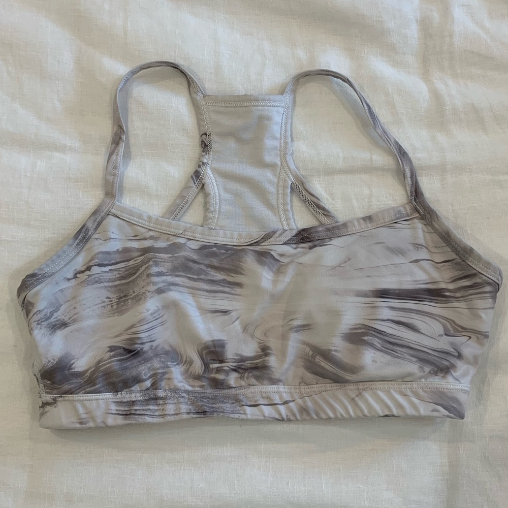 GapFit sports bra